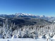 Blick von der Skiregion Dachstein West zum Tennengebirge