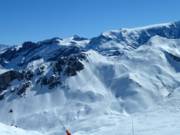 Der Roc Merlet gegenüber geht auf über 2700 m